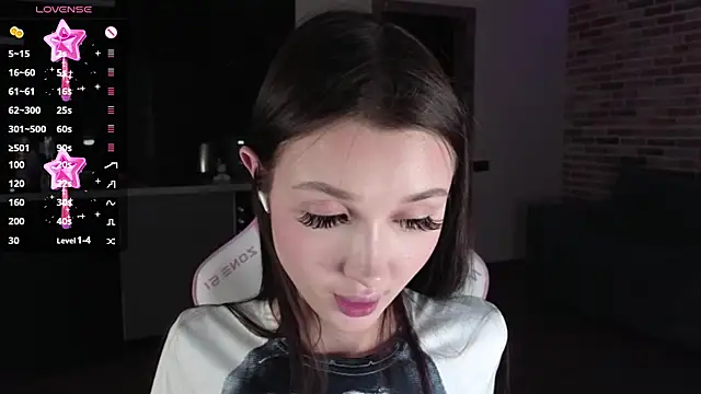 Snapshot of sweetiebones chatting on 12-19-24, 02:13 sweetiebones online show from 12-19-24, 02:13