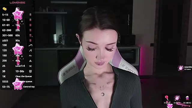 Snapshot of sweetiebones chatting on 03-22-25, 12:35 sweetiebones online show from 03-22-25, 12:35