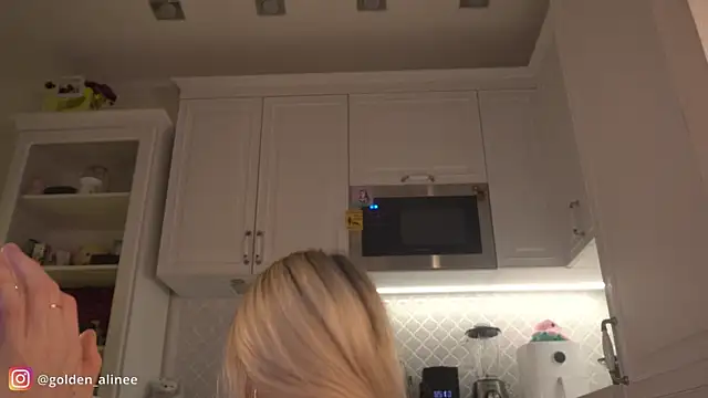 Golden Aline online show from 01-15-25, 09:30