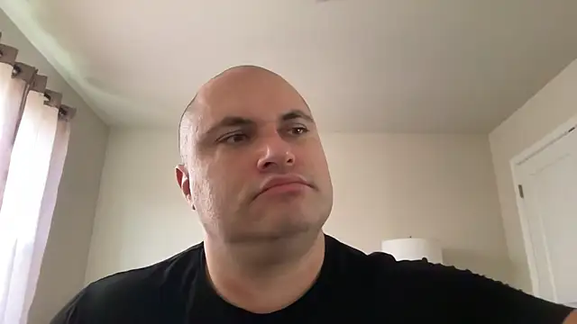 Snapshot of SluggishChase99 chatting on 02-04-25, 06:38 SluggishChase99 online show from 02-04-25, 06:38