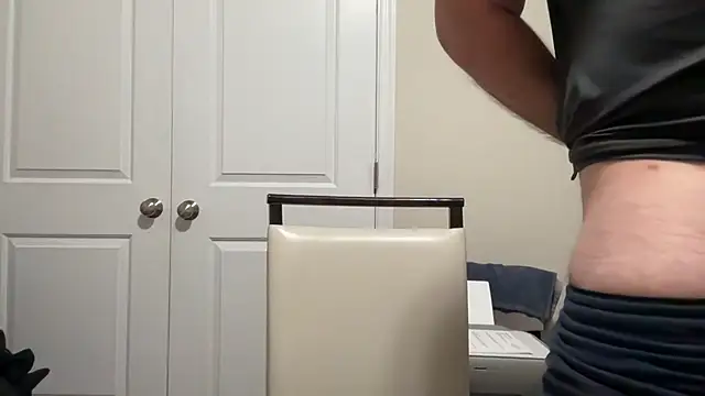 Snapshot of SluggishChase99 chatting on 02-16-25, 09:27 SluggishChase99 online show from 02-16-25, 09:27