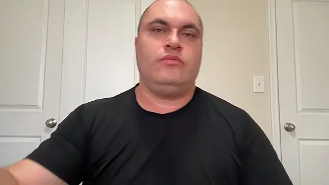 Snapshot of SluggishChase99 chatting on 03-19-25, 08:43 SluggishChase99 online show from 03-19-25, 08:43