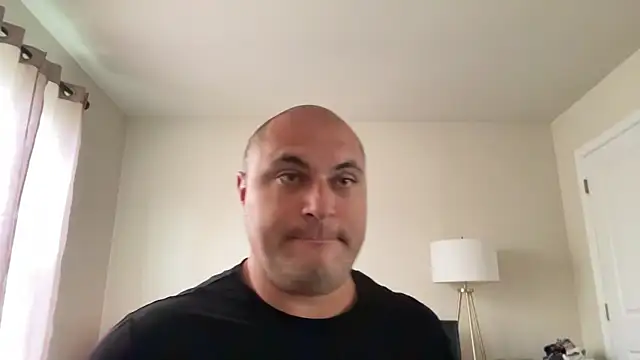 Snapshot of SluggishChase99 chatting on 09-17-25, 06:42 SluggishChase99 online show from 09-17-25, 06:42