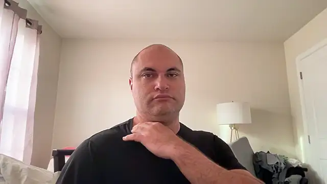 Snapshot of SluggishChase99 chatting on 11-01-25, 01:02 SluggishChase99 online show from 11-01-25, 01:02