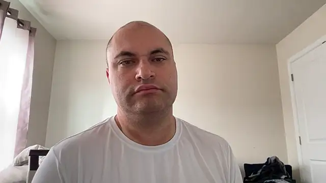 SluggishChase99 online show from 04-18-26, 01:15