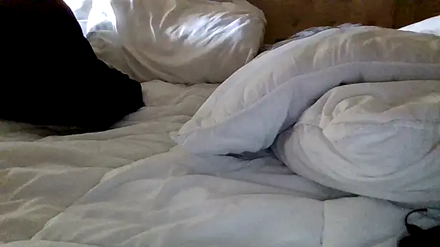 CaylenGee online show from 01-16-26, 07:18