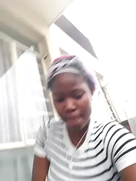 PerfectionBerrie online show from 02-10-25, 04:25