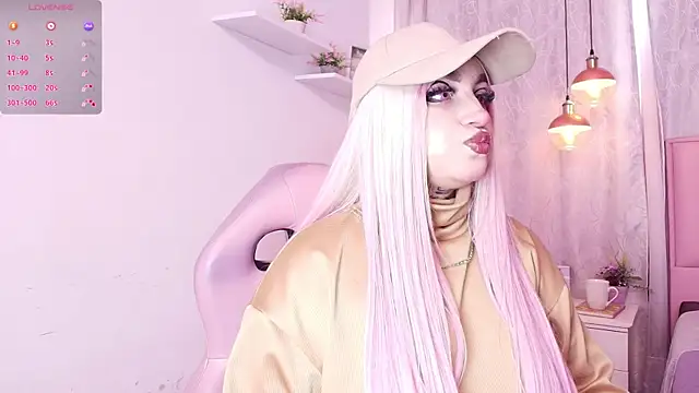 Snapshot of bella-green chatting on 02-17-25, 07:10 bella-green online show from 02-17-25, 07:10