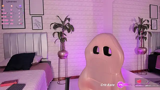 Snapshot of bella-green chatting on 09-30-25, 07:08 bella-green online show from 09-30-25, 07:08