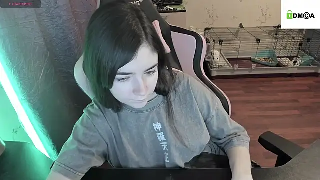 Snapshot of Crazy_forest_fairy chatting on 02-03-25, 02:14 Crazy forest fairy online show from 02-03-25, 02:14