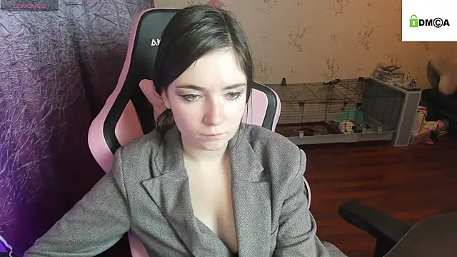 Snapshot of Crazy_forest_fairy chatting on 11-26-25, 11:17 Crazy forest fairy online show from 11-26-25, 11:17