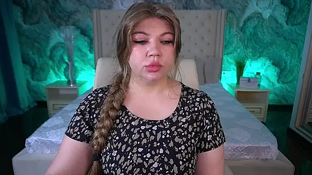 Snapshot of GabbieJay chatting on 06-27-26, 01:39 GabbieJay online show from 06-27-26, 01:39