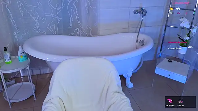 Hayle Hill online show from 02-09-25, 03:43