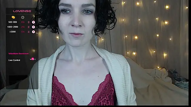 Snapshot of TinaWince chatting on 12-21-24, 04:52 TinaWince online show from 12-21-24, 04:52