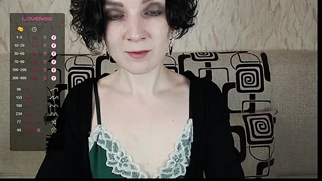 Snapshot of TinaWince chatting on 03-19-25, 06:14 TinaWince online show from 03-19-25, 06:14