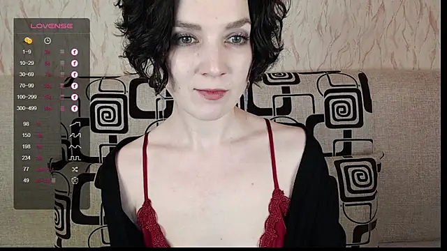 Snapshot of TinaWince chatting on 03-21-25, 09:45 TinaWince online show from 03-21-25, 09:45