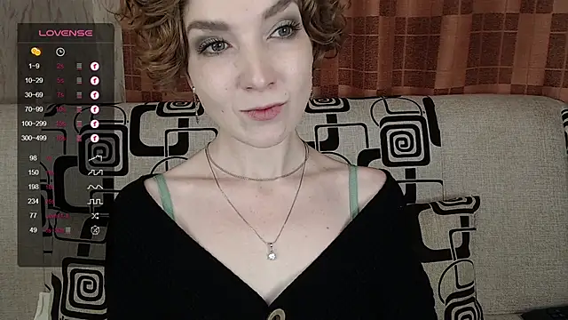 Snapshot of TinaWince chatting on 11-14-25, 04:55 TinaWince online show from 11-14-25, 04:55