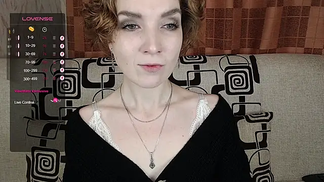 Snapshot of TinaWince chatting on 11-28-25, 04:48 TinaWince online show from 11-28-25, 04:48