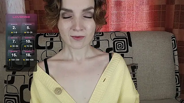 Snapshot of TinaWince chatting on 05-01-26, 05:01 TinaWince online show from 05-01-26, 05:01