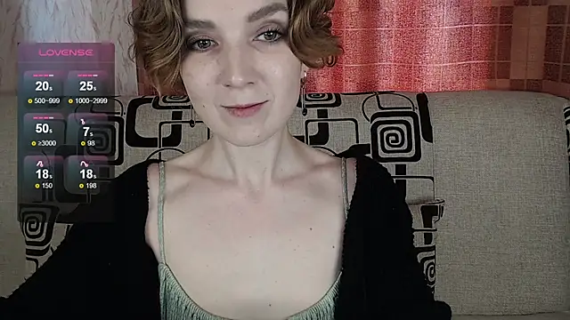 Snapshot of TinaWince chatting on 05-10-26, 05:01 TinaWince online show from 05-10-26, 05:01