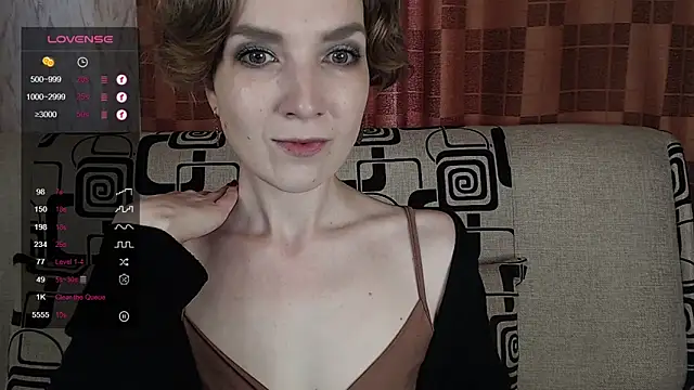 Snapshot of TinaWince chatting on 06-05-26, 05:03 TinaWince online show from 06-05-26, 05:03