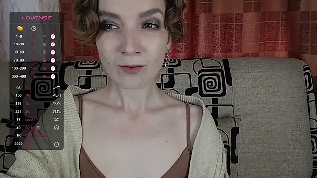 Snapshot of TinaWince chatting on 06-11-26, 04:43 TinaWince online show from 06-11-26, 04:43