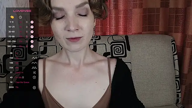 TinaWince online show from 06-19-26, 04:50