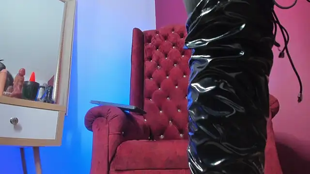 Sarah Mistress  online show from 12-26-24, 11:57