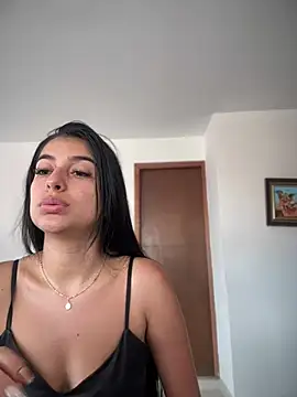 Snapshot of Naughty_arabs chatting on 12-20-24, 09:06 Naughty arabs online show from 12-20-24, 09:06