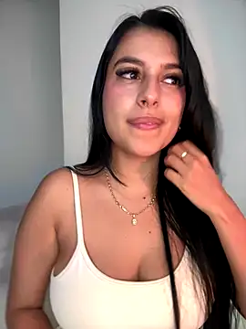 Snapshot of Naughty_arabs chatting on 10-29-25, 09:38 Naughty arabs online show from 10-29-25, 09:38