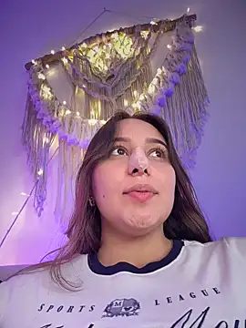 Snapshot of Naughty_arabs chatting on 02-27-26, 10:43 Naughty arabs online show from 02-27-26, 10:43