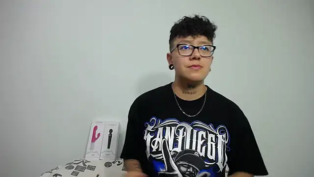 alex noa online show from 02-10-25, 05:52