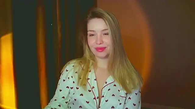 mia raspberrie online show from 12-26-24, 02:12