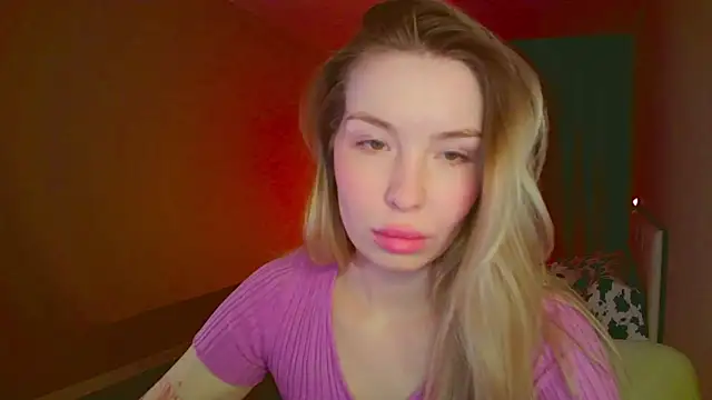 mia raspberrie online show from 02-24-25, 10:36