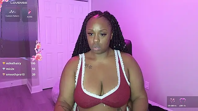 Snapshot of cheriserozequeen chatting on 10-11-25, 09:02 cheriserozequeen online show from 10-11-25, 09:02