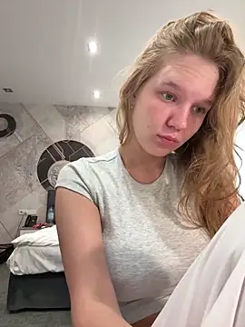 Ketitull online show from 09-17-25, 04:47