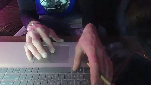 HungStud4You online show from 02-27-25, 07:44