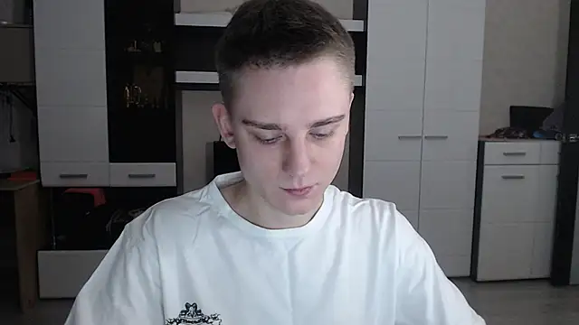 angryzan online show from 01-24-25, 04:05