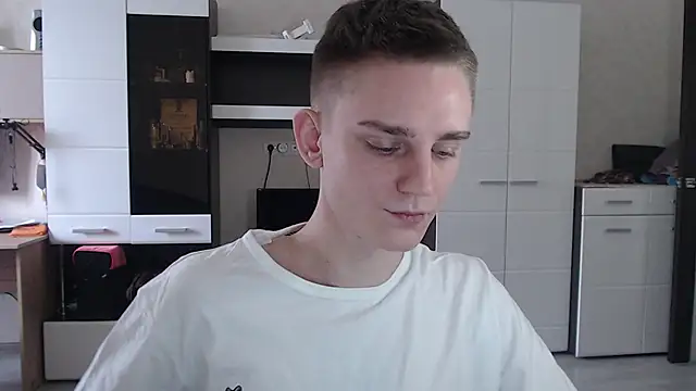 angryzan online show from 01-24-25, 07:08