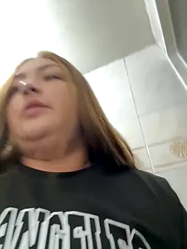 Snapshot of Sofia_Queen17 chatting on 10-25-25, 01:02 Sofia Queen17 online show from 10-25-25, 01:02