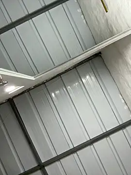 Snapshot of Sofia_Queen17 chatting on 12-14-25, 10:09 Sofia Queen17 online show from 12-14-25, 10:09