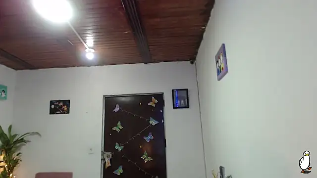 Snapshot of littleangel1_m chatting on 01-14-25, 01:04 littleangel1 m online show from 01-14-25, 01:04