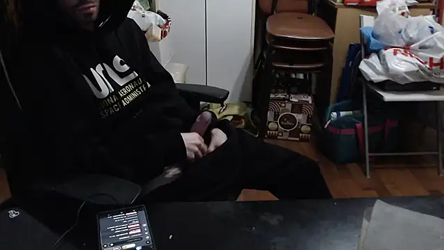 Snapshot of _Nico03_ chatting on 10-24-25, 01:57 Nico03 online show from 10-24-25, 01:57