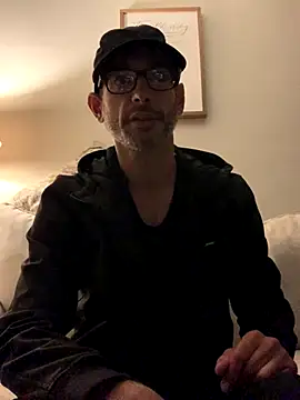 Snapshot of hailzeffn chatting on 09-10-25, 08:36 hailzeffn online show from 09-10-25, 08:36