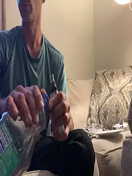 Snapshot of hailzeffn chatting on 09-13-25, 11:59 hailzeffn online show from 09-13-25, 11:59