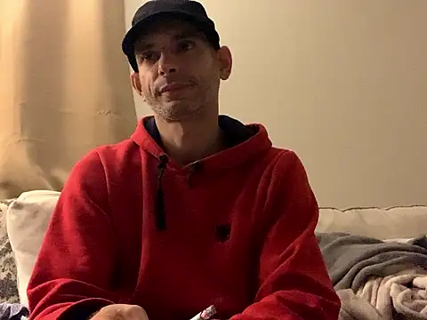 Snapshot of hailzeffn chatting on 09-15-25, 10:15 hailzeffn online show from 09-15-25, 10:15