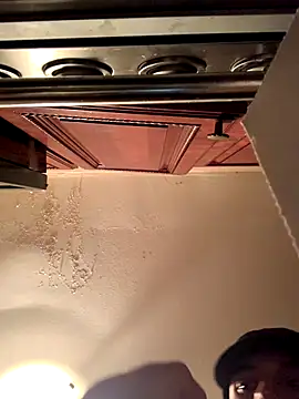 Snapshot of hailzeffn chatting on 09-30-25, 03:44 hailzeffn online show from 09-30-25, 03:44