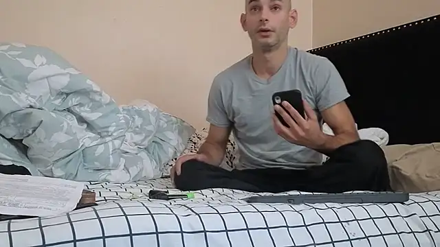 Snapshot of hailzeffn chatting on 10-02-25, 04:58 hailzeffn online show from 10-02-25, 04:58