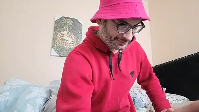 Snapshot of hailzeffn chatting on 11-11-25, 02:39 hailzeffn online show from 11-11-25, 02:39