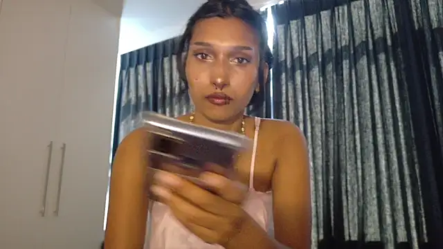 Snapshot of kawaiibabypie1 chatting on 12-14-25, 01:27 kawaiibabypie1 online show from 12-14-25, 01:27